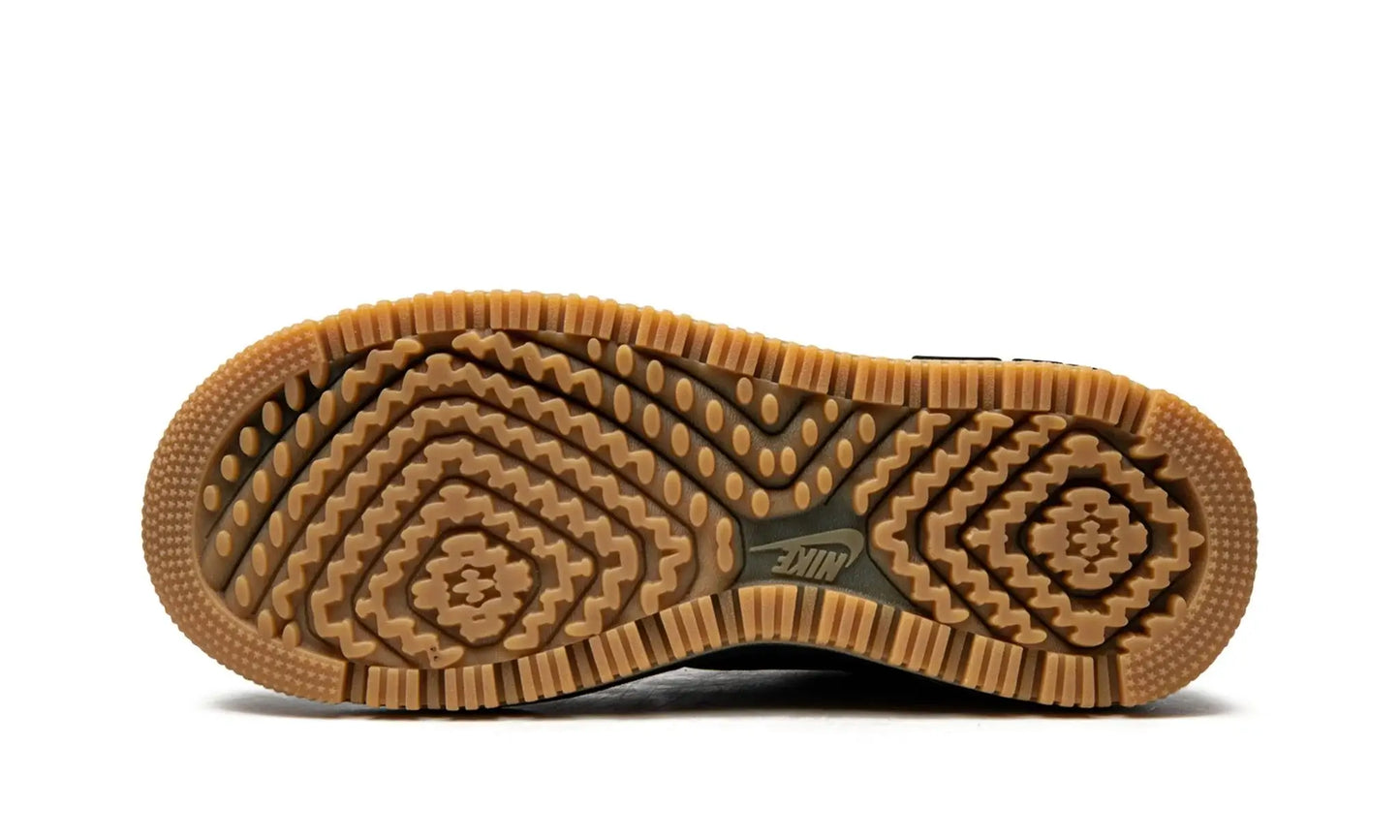 Tênis Air Force 1 Luxe Masculino "Black Gum" Preto - DB4109-001