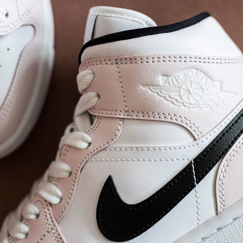 Tênis Air Jordan 1 Mid Feminino "Barely Pink" Rosa - BQ6472-500