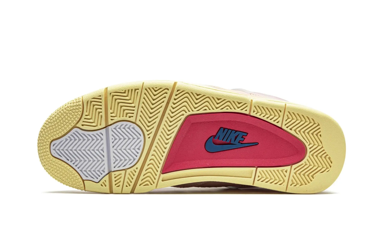 Tênis Air Jordan 4 x Union LA "Guava Ice" Rosa - DC9533-800