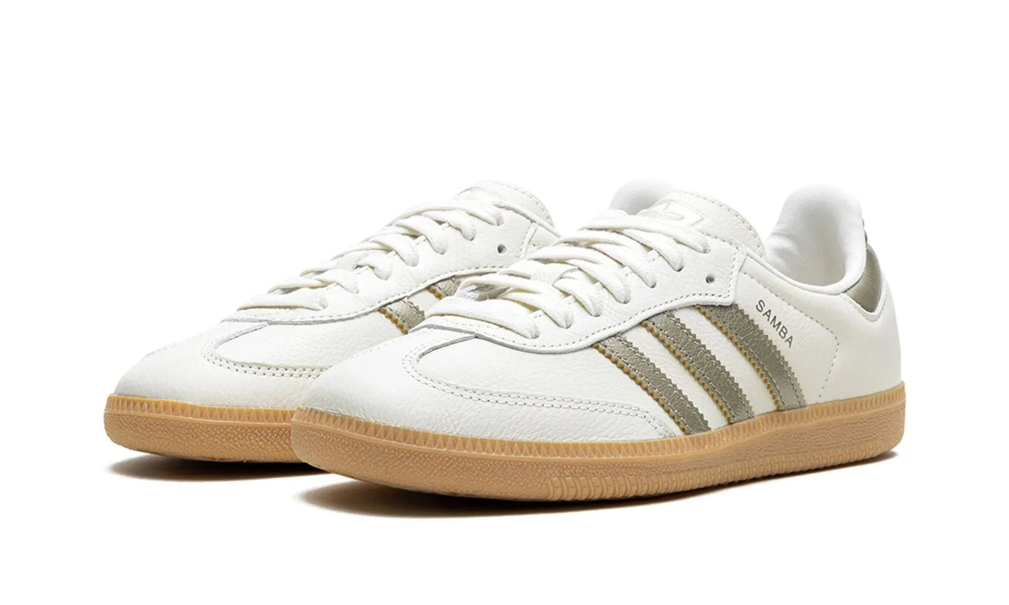 Tênis Adidas Samba OG Feminino "Cyber Mettalic" Branco - IG1964