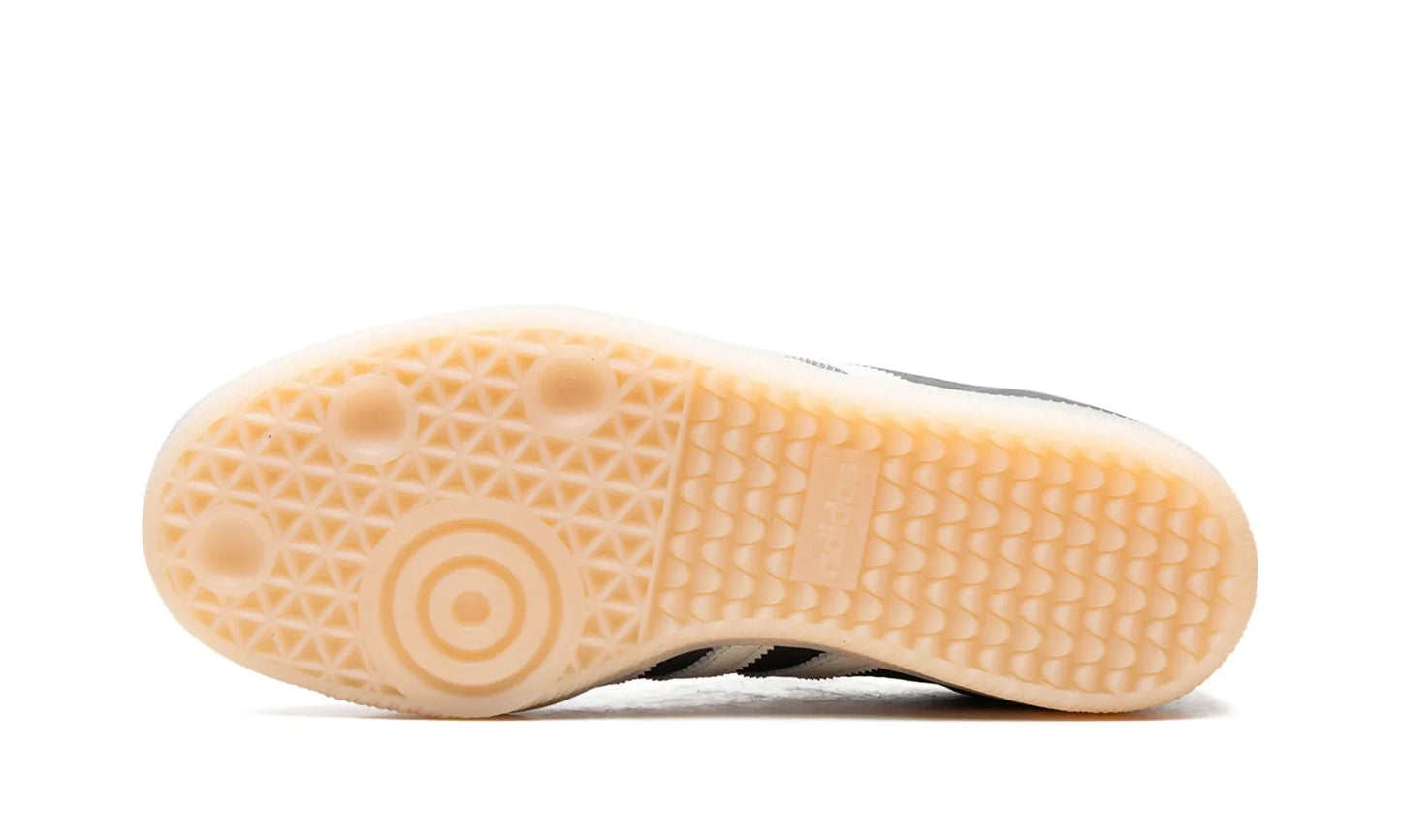 Tênis Adidas Samba OG Feminino "Black Pink Ribbon Laces" Preto - IH8047