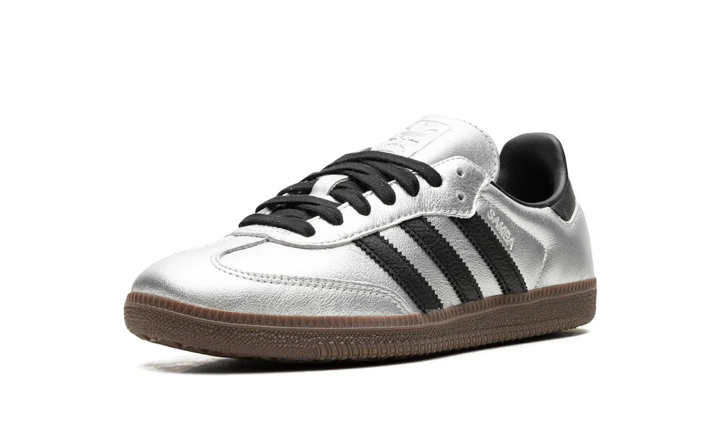 Tênis Adidas Samba OG Feminino "Silver Metallic Black Gum" Prata - JI4218