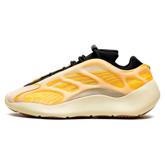 Tênis Adidas Yeezy 700 v3 'Mono Safflower' - HP5425