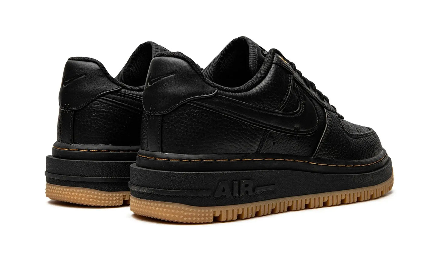 Tênis Air Force 1 Luxe Masculino "Black Gum" Preto - DB4109-001