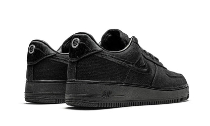 Tênis Air Force 1 "Stussy Black" - CZ9084-001