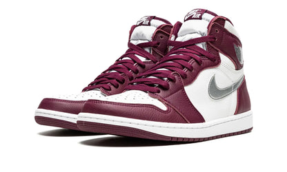 Tênis Air Jordan 1 High "Bordeaux" Bordô - 555088-611