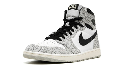 Tênis Air Jordan 1 High "White Cement" Cinza - DZ5485-052