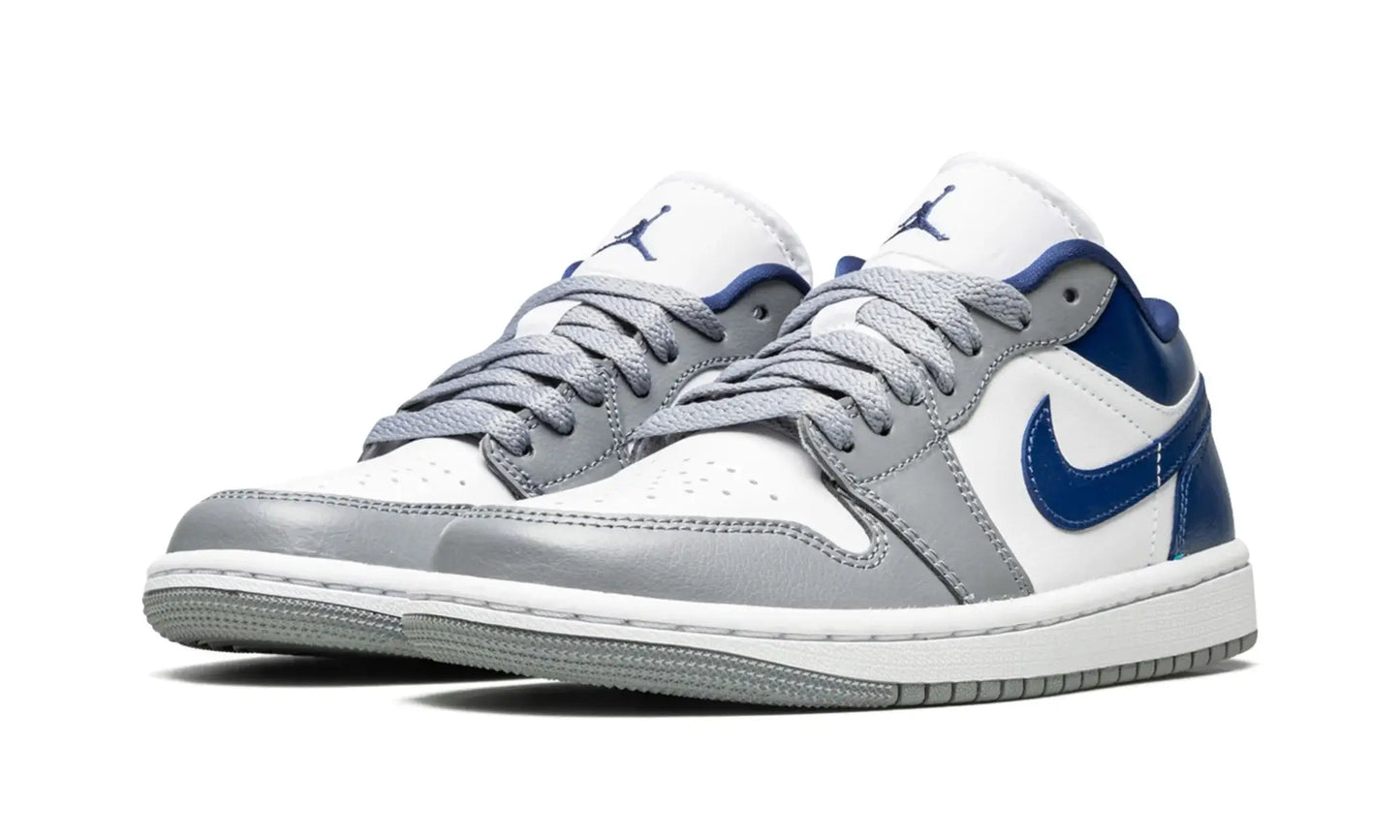 Tênis Air jordan 1 Low Feminino "French Blue" Cinza / Azul - DC0774-042