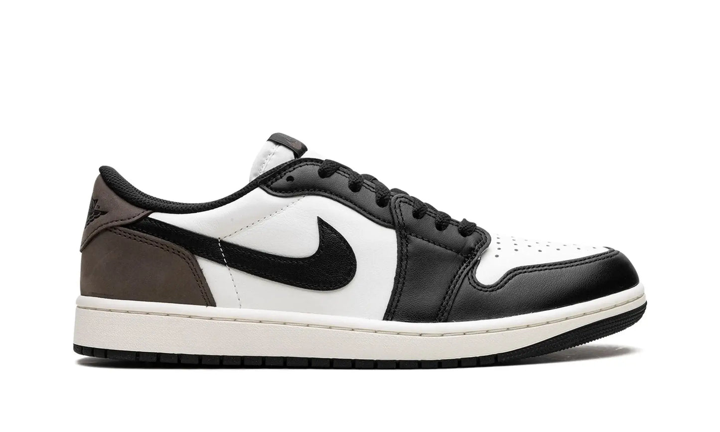 Tênis Air Jordan 1 Low "Mocha"  Marrom - CZ0790-102