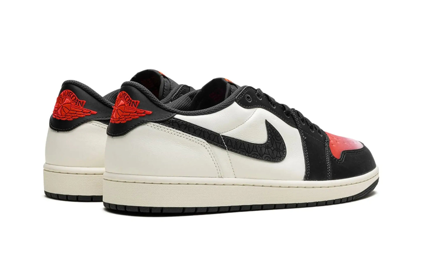 Tênis Air Jordan 1 Low "Paris Saint-Germain" - HF8828-100