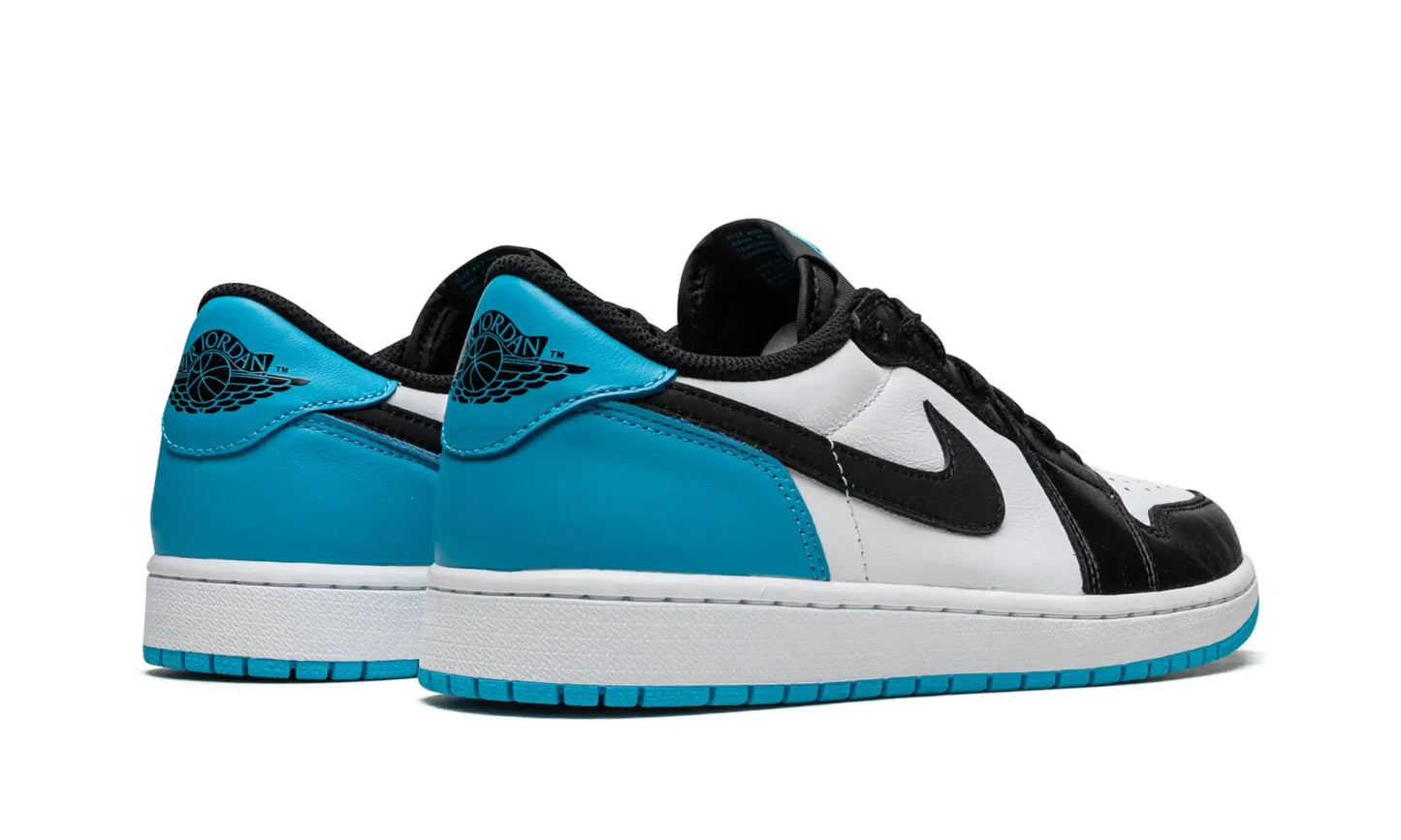 Tênis Air jordan 1 Low "UNC" Azul / Preto - CZ0790-104