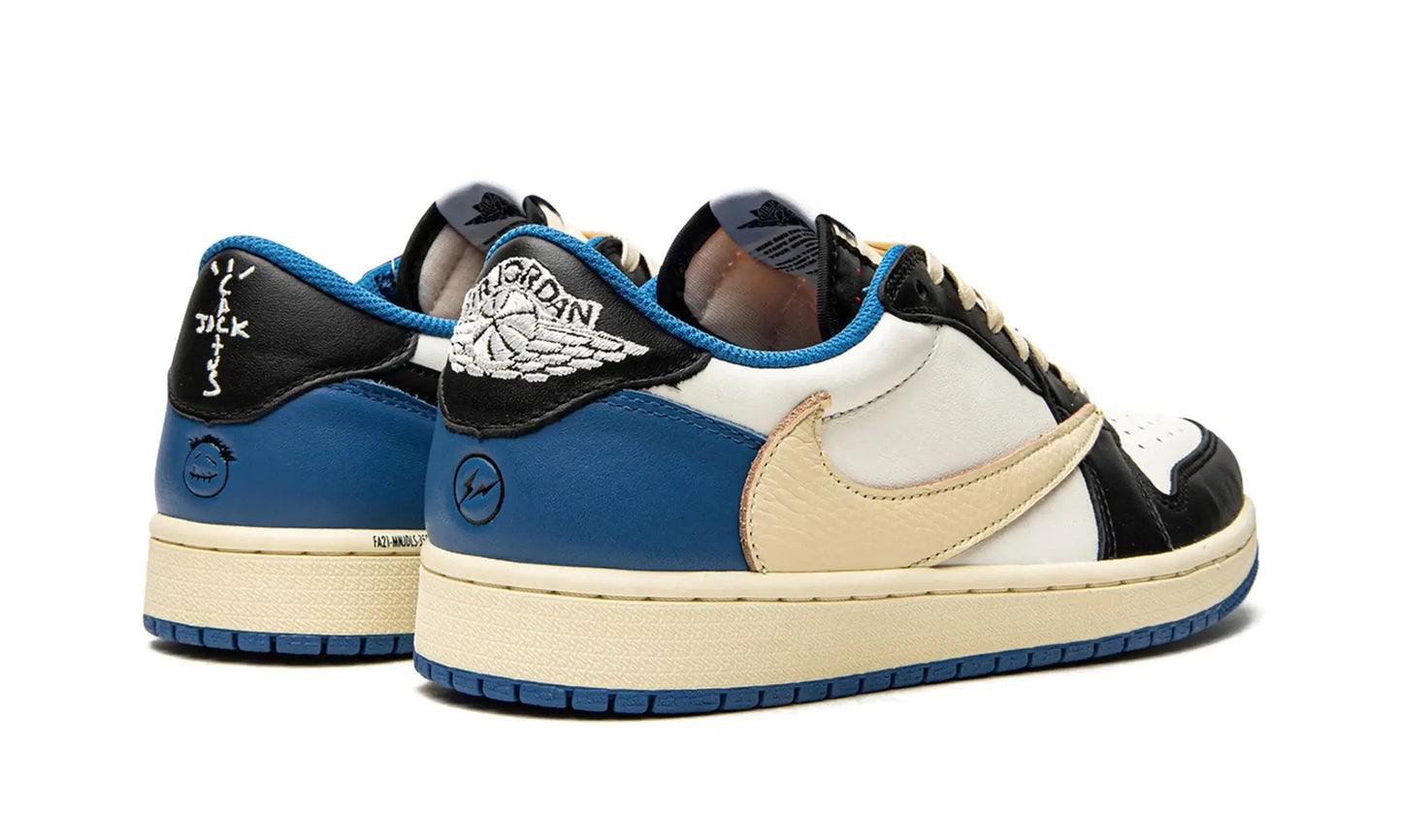 Tênis Air Jordan 1 Low x Travis Scott x Fragment - DM7866-140