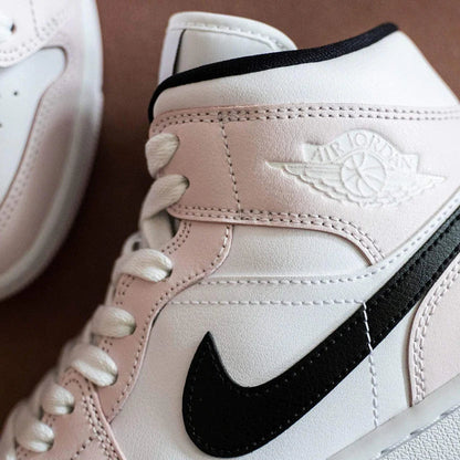 Tênis Air Jordan 1 Mid Feminino "Barely Pink" Rosa - BQ6472-500