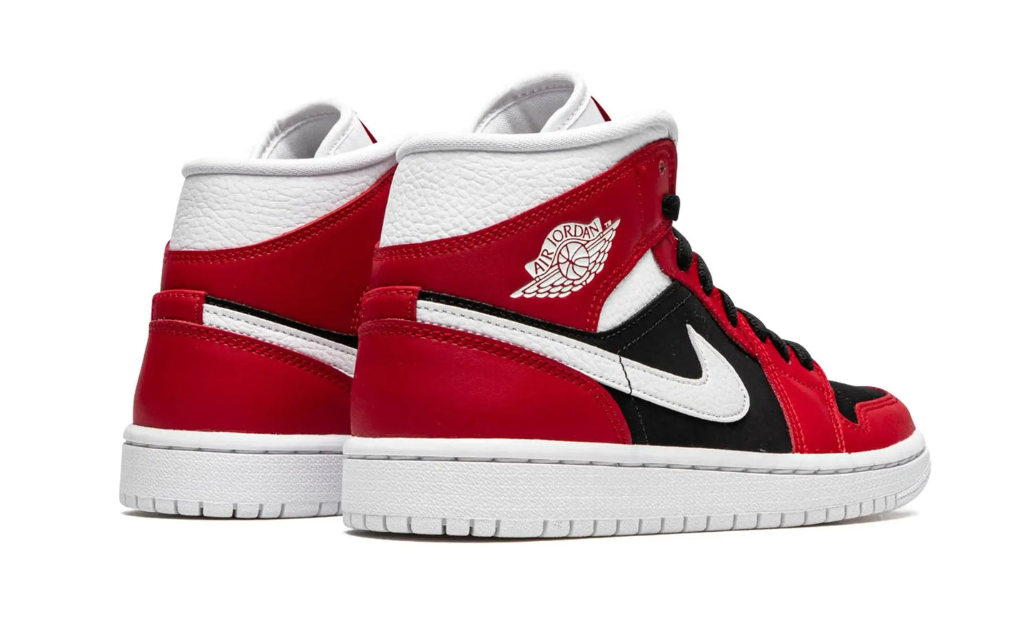 Tênis Air Jordan 1 Mid Feminino "Gym Red" Vermelho / Preto - BQ6472-601