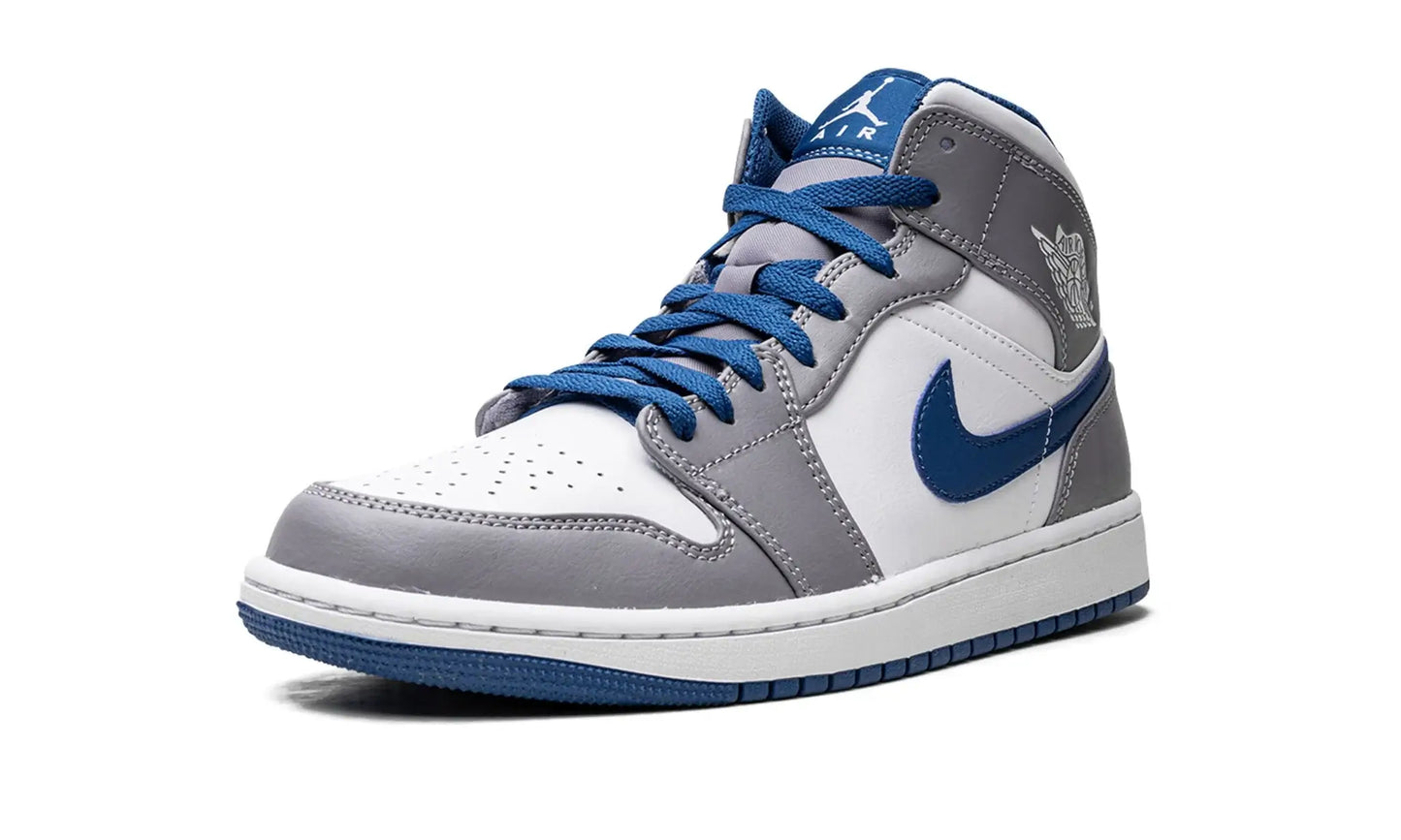Tênis Air Jordan 1 Mid Masculino "True Blue" Cinza / Azul - DQ8426-014