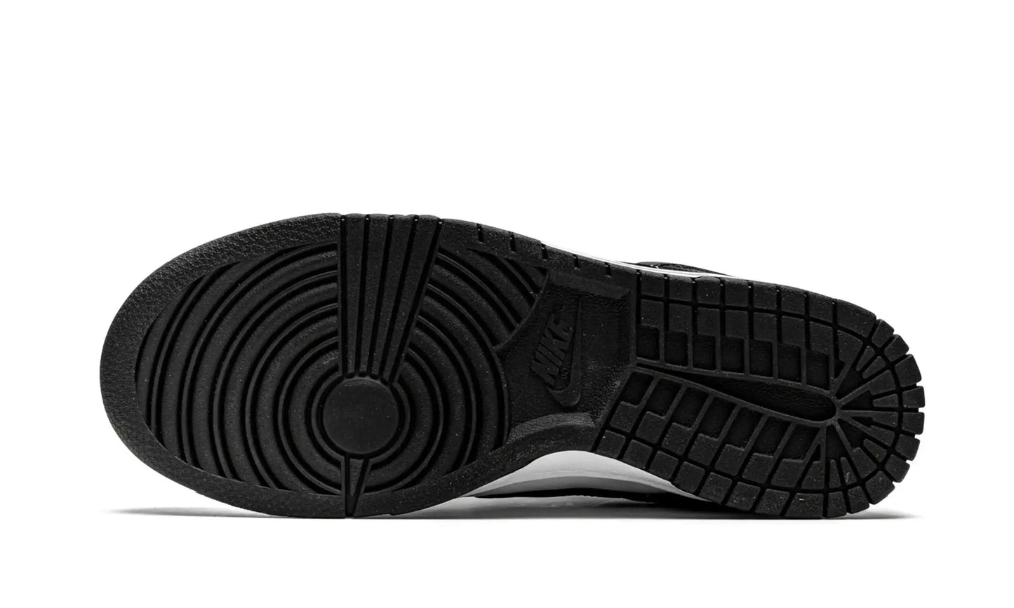 Tênis Nike Dunk Low "Panda" Preto / Branco - DD1391-100