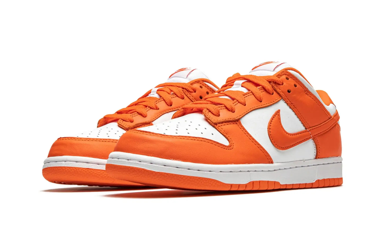 Tênis Nike Dunk Low "Syracuse" Laranja - CU1726-101