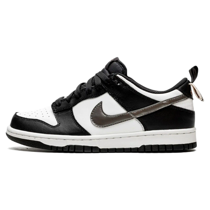 Tênis Nike Dunk Low Feminino "Black White Metallic" - DH9764-001