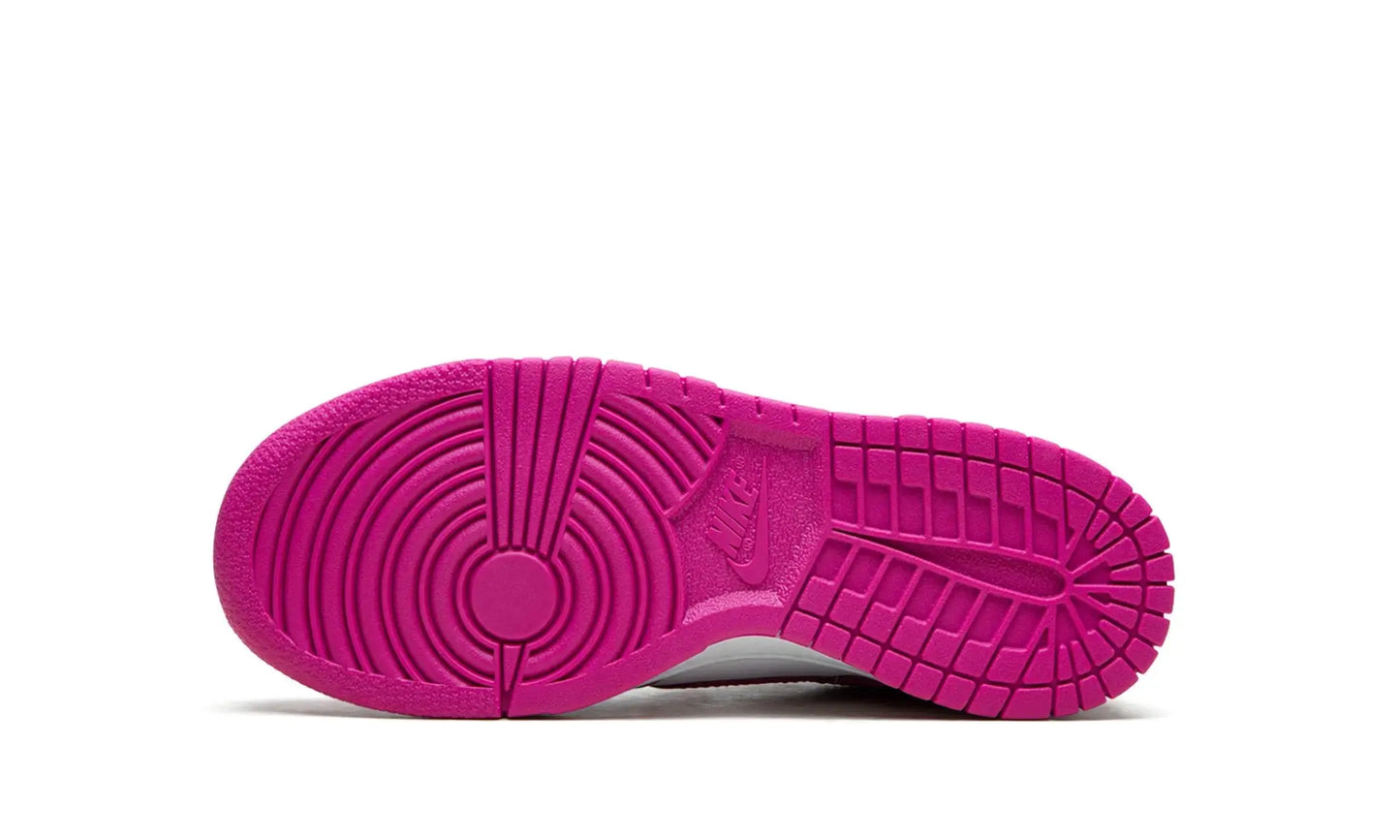 Tênis Nike Dunk Low Feminino "Fuchsia" Rosa - FJ0704-100