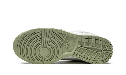 Tênis Nike Dunk Low Feminino "Fleece Honeydew" Verde - DQ7579 300