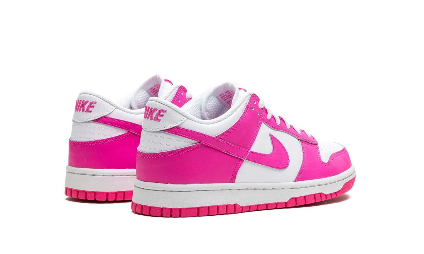 Tênis Nike Dunk Low Feminino "Laser Fuchsia" Rosa - FB9109-102