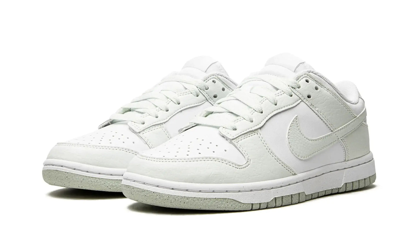 Tênis Nike Dunk Low Feminino Next Nature "White Mint" Branco / Verde - DN1431-102