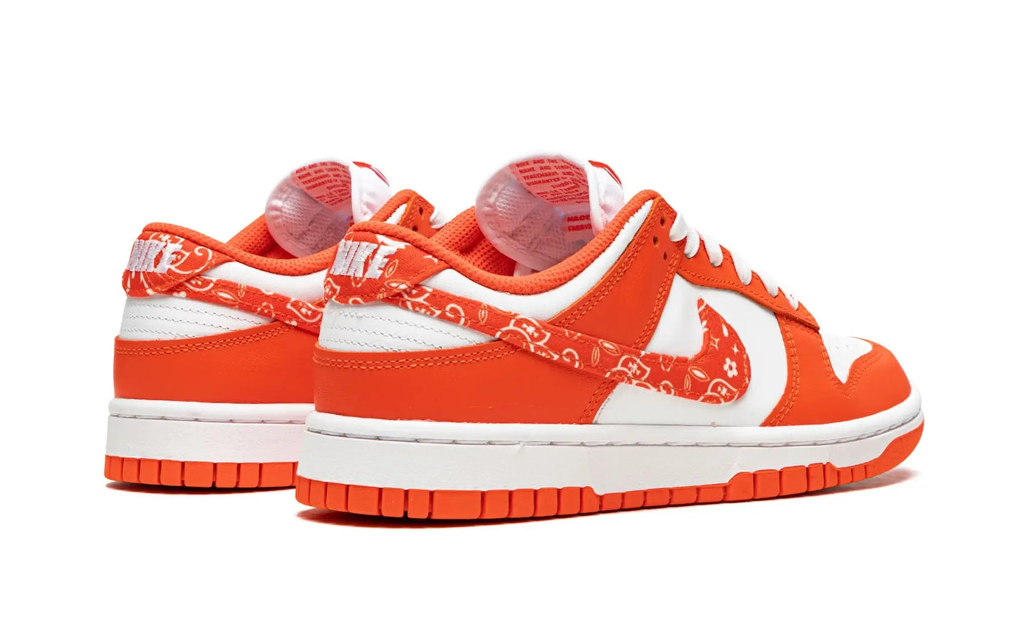 Tênis Nike Dunk Low Feminino "Orange Paisley" Laranja / Branco - DH4401-103