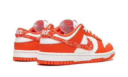 Tênis Nike Dunk Low Feminino "Orange Paisley" Laranja / Branco - DH4401-103