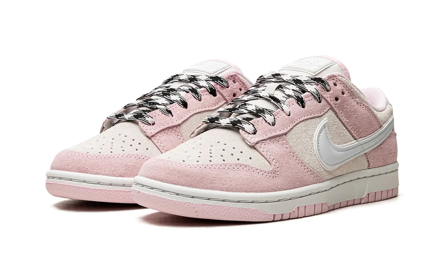 Tênis Nike Dunk Low Feminino "Pink Foam" Rosa - DV3054-600