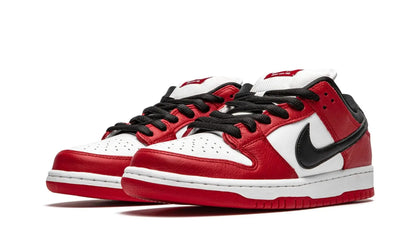 Tênis Nike Dunk Low SB "Chicago" Vermelho / Branco - BQ6817-600