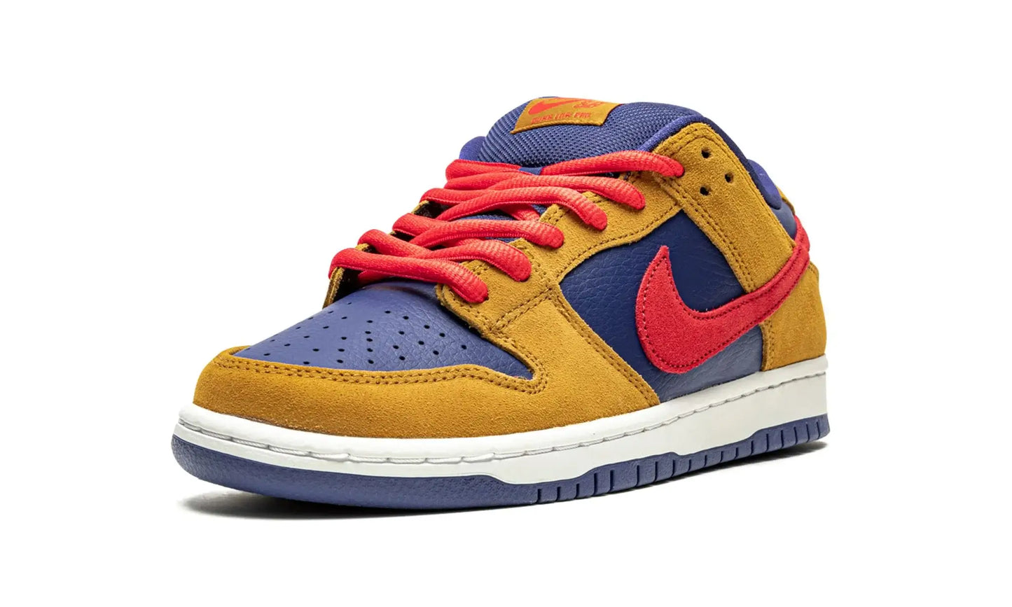 Tênis Nike Dunk Low SB "Papa Bear" Marrom / Azul - BQ6817-700