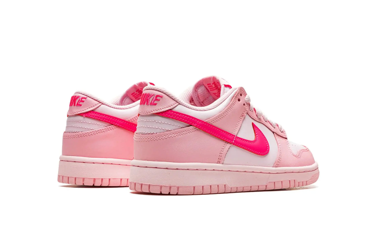 Tênis Nike Dunk Low Feminino "Triple Pink" Rosa - DH9765-600