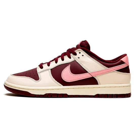 Tênis Nike Dunk Low Feminino "Valentine's Day" Bordô - DR9705-100