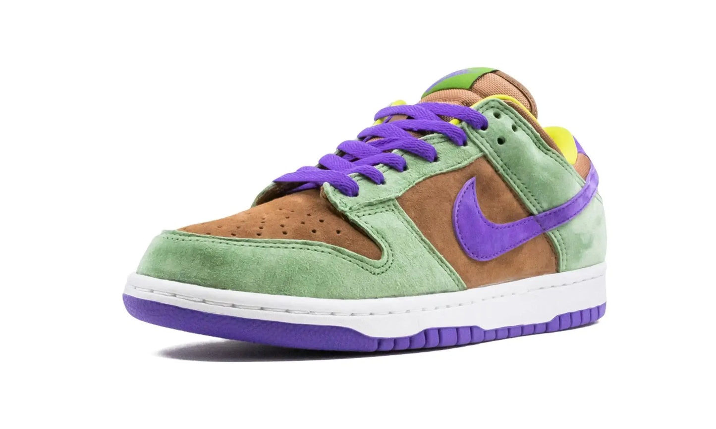 Tênis Nike Dunk Low "Veneer" Verde / Roxo - DA1469-200
