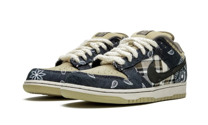 Tênis Nike Dunk Low SB  x Travis Scott "Cactus Jack" - CT5053-001