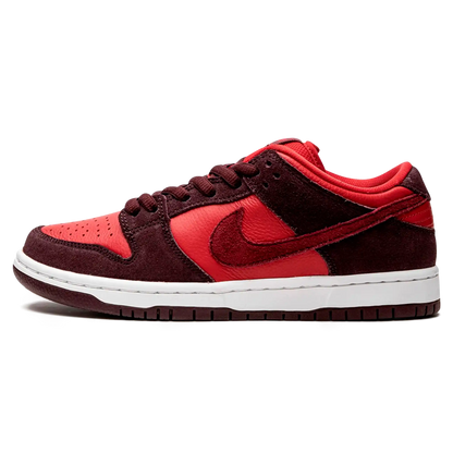 Tênis Nike Dunk Low SB Masculino "Cherry" Vermelho - DM0807-600