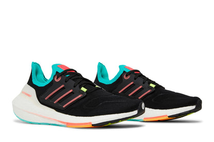 Tênis Adidas UltraBoost 22 'Black Turbo Mint' - GX5497