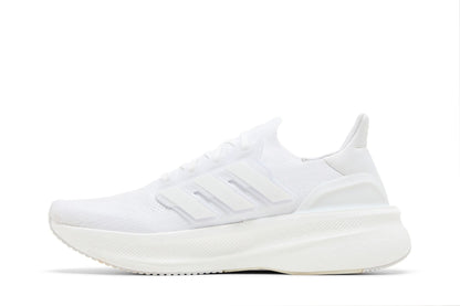 Tênis Adidas UltraBoost 5 'Triple White' - ID8813