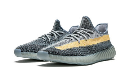 Tênis Adidas Yeezy Boost 350 v2 'Ash Blue' - GY7657