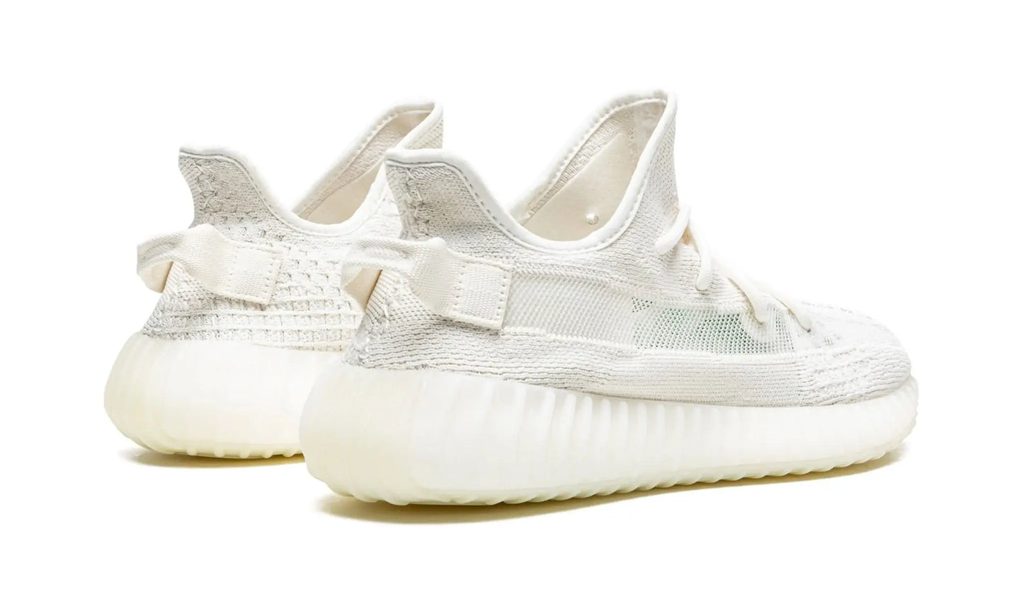 Tênis Adidas Yeezy Boost 350 v2 'Bone' - HQ6316