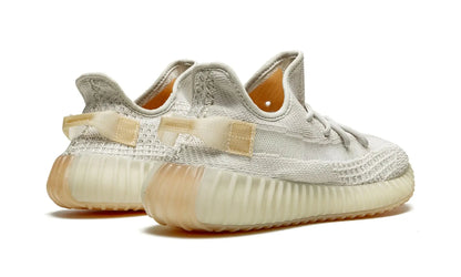 Tênis Adidas Yeezy Boost 350 v2 'Light' - GY3438