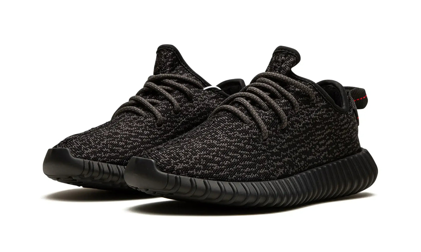 Tênis Adidas Yeezy Boost 350 v1 'Pirate Black' Preto - BB5350