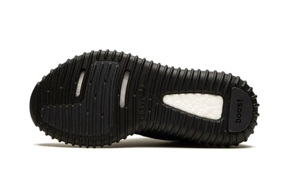 Tênis Adidas Yeezy Boost 350 v1 'Pirate Black' Preto - BB5350