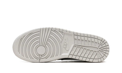 Tênis Air Jordan 1 Low "Black Cement" Preto / Cinza - CZ0790-001