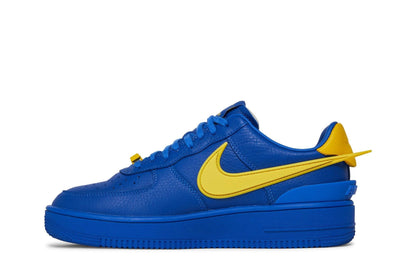 Tênis Ambush x Nike Air Force 1 Low Game Royal and Vivid Sulphur Azul - DV3464-400