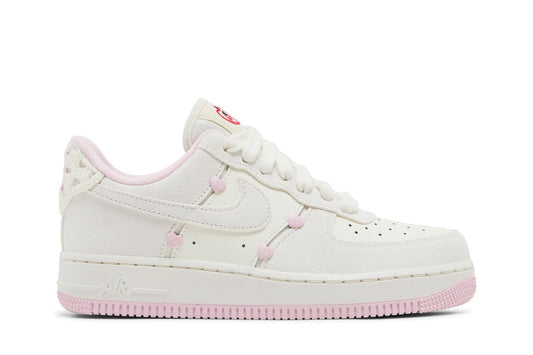 Tênis Nike Air Force 1 Low Valentine's Day (2025) Branco - HV5992-111
