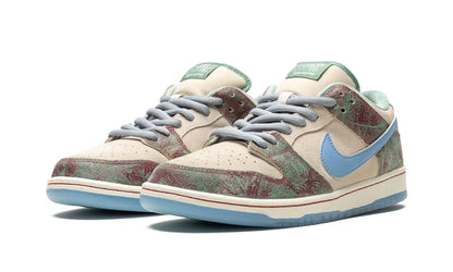 Tênis Nike Dunk Low SB x Crenshaw Skate Club Colorido - FN4193-100