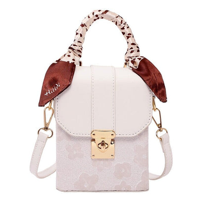 Bolsa Pequena Victoria Roupas (Bolsas 2) Dashui Branca Floral 